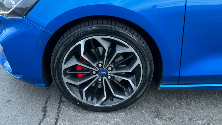 Ford Focus 2.0 EcoBlue ST-Line X 5dr Auto Diesel Estate